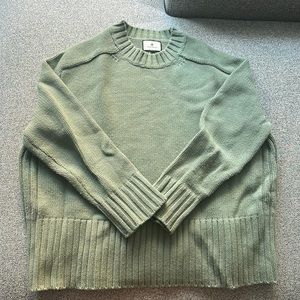 Tuckernuck Green Crew Neck Sweater with Ribbed Detailing